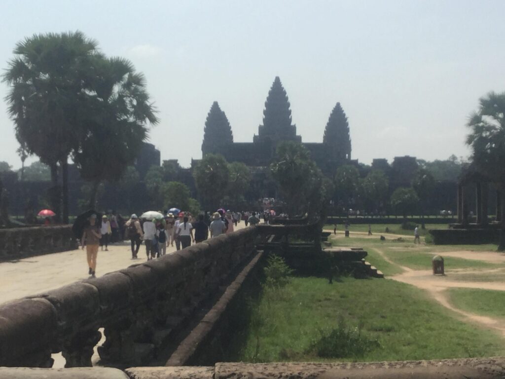 EatPrayGreg.com Angkor Wat