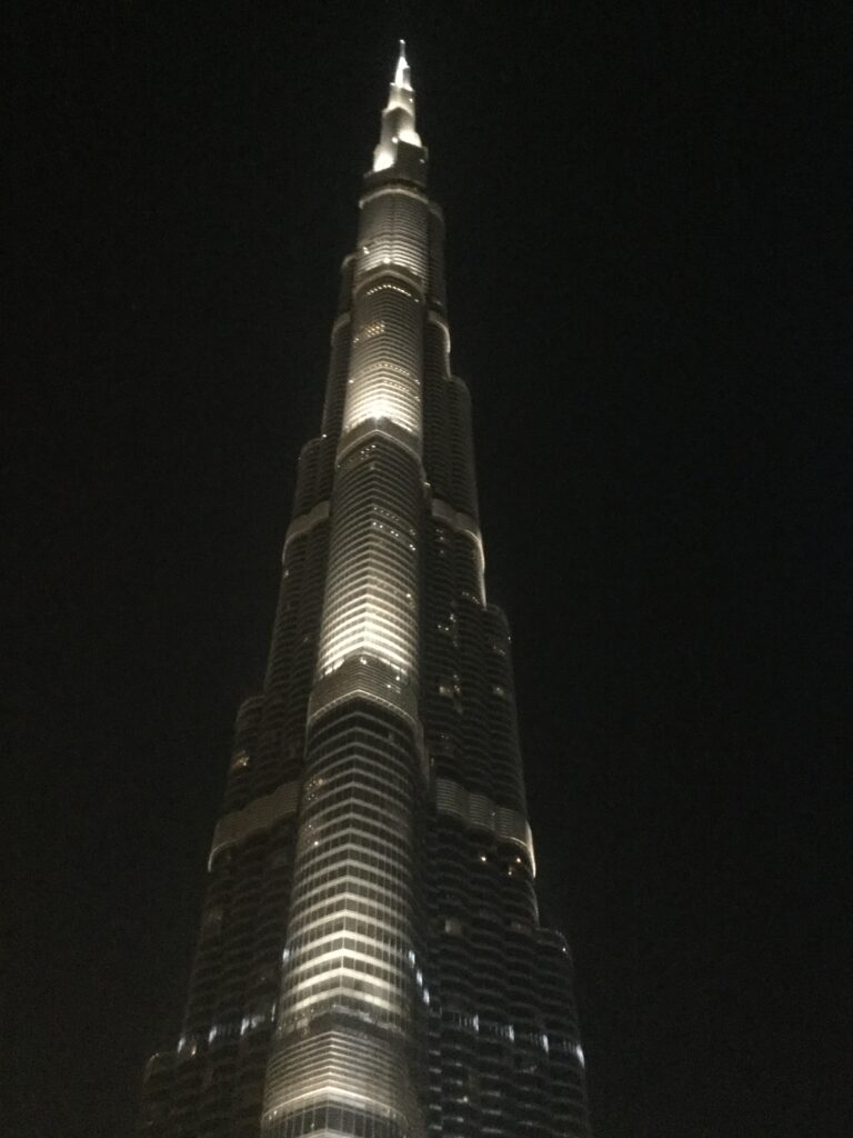 EatPrayGreg.com Burj Khlaifa at night